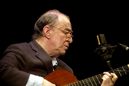 Jo�o Gilberto - www.umbriajazz.com  - Foto G. Belfiore